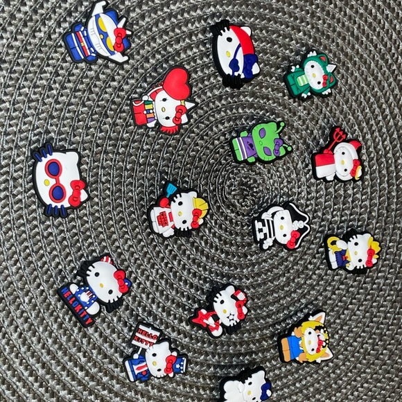 15pc Hello Kitty Holiday & Costume Sanrio Croc Charms - Picture 2 of 5